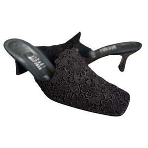 Stuart Weitzman Vintage Lace Mules Sandals Black Kitten Heel